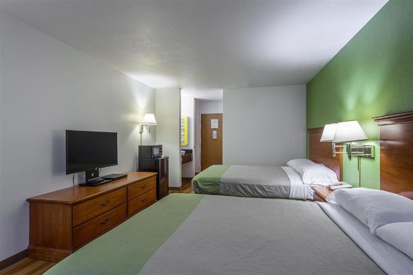 MOTEL 6 MARYSVILLE SOUTH (Marysville)